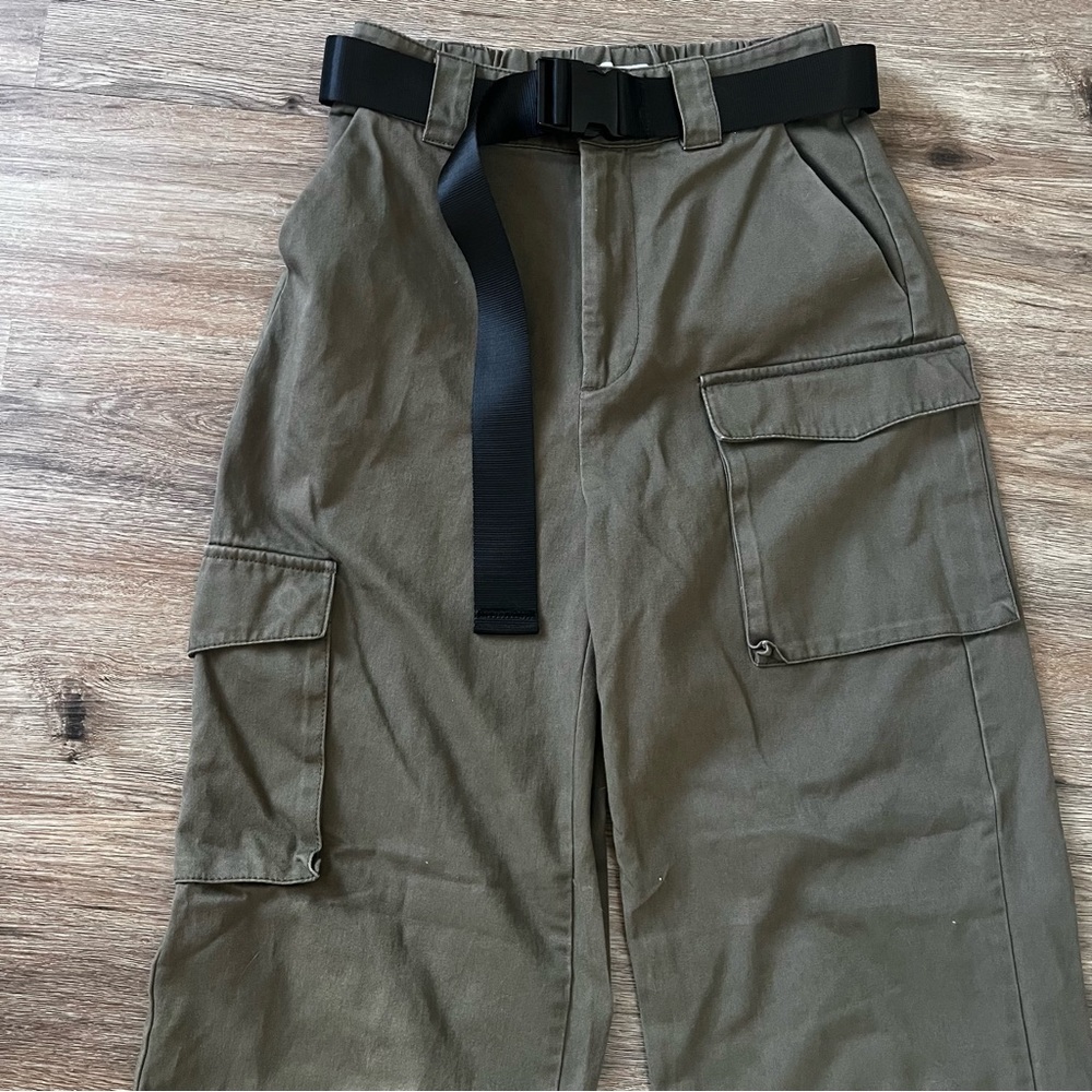 TNA army green cargo style pants size small